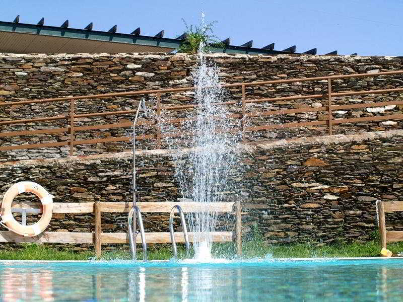 Hotel 4 Estrellas Conventual De Alcantara Kültér fotó