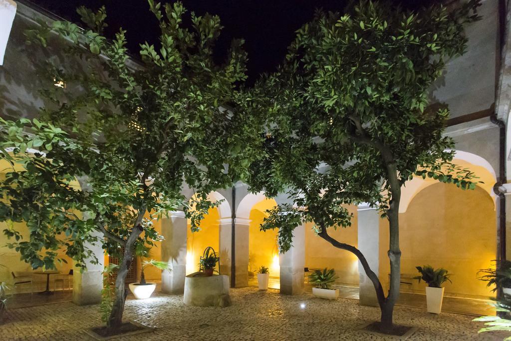 Hotel 4 Estrellas Conventual De Alcantara Kültér fotó