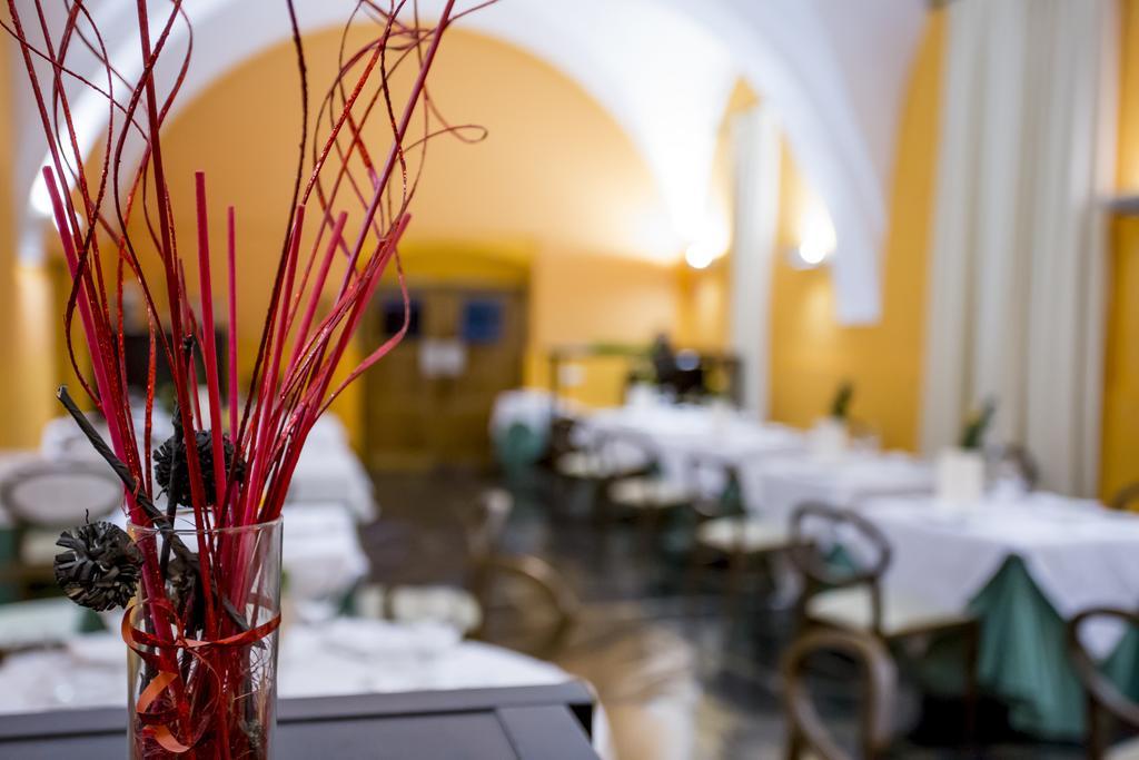 Hotel 4 Estrellas Conventual De Alcantara Kültér fotó