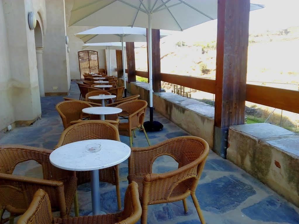 Hotel 4 Estrellas Conventual De Alcantara Kültér fotó