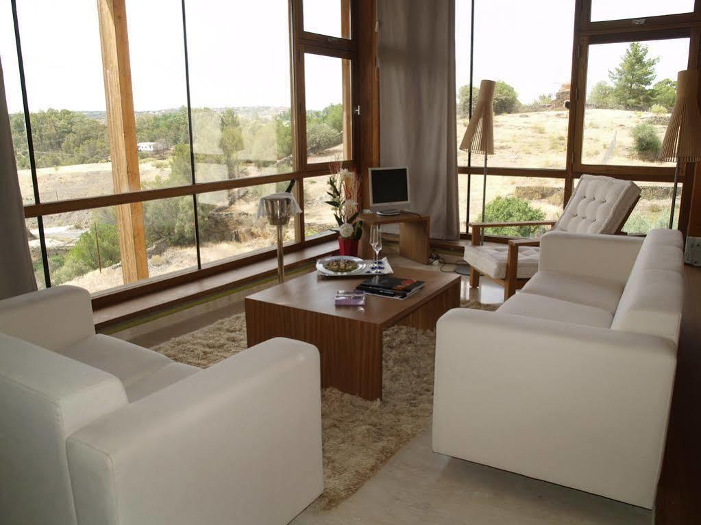 Hotel 4 Estrellas Conventual De Alcantara Kültér fotó