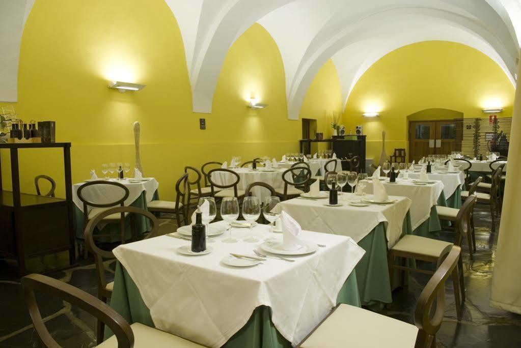 Hotel 4 Estrellas Conventual De Alcantara Kültér fotó