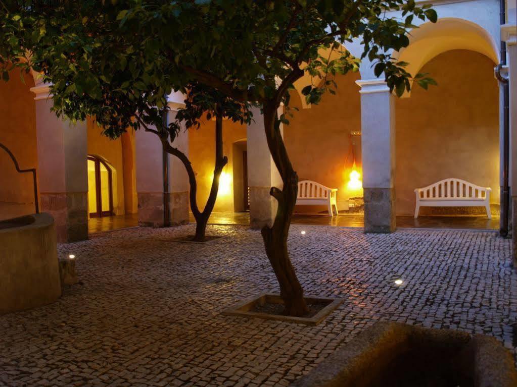 Hotel 4 Estrellas Conventual De Alcantara Kültér fotó